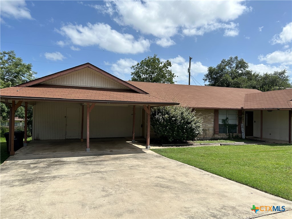 317 Briarwood Drive Property Photo 1