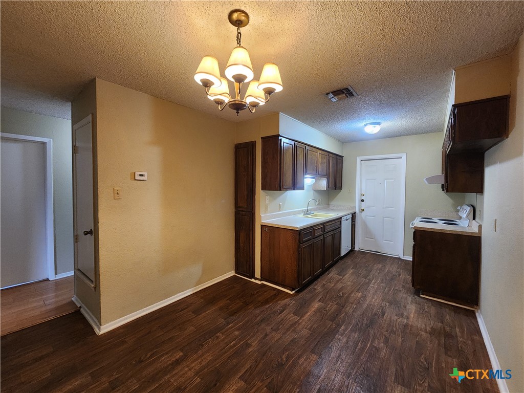 317 Briarwood Drive Property Photo 13