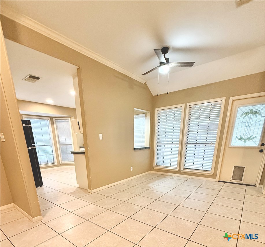 324 Spur Drive Property Photo 4
