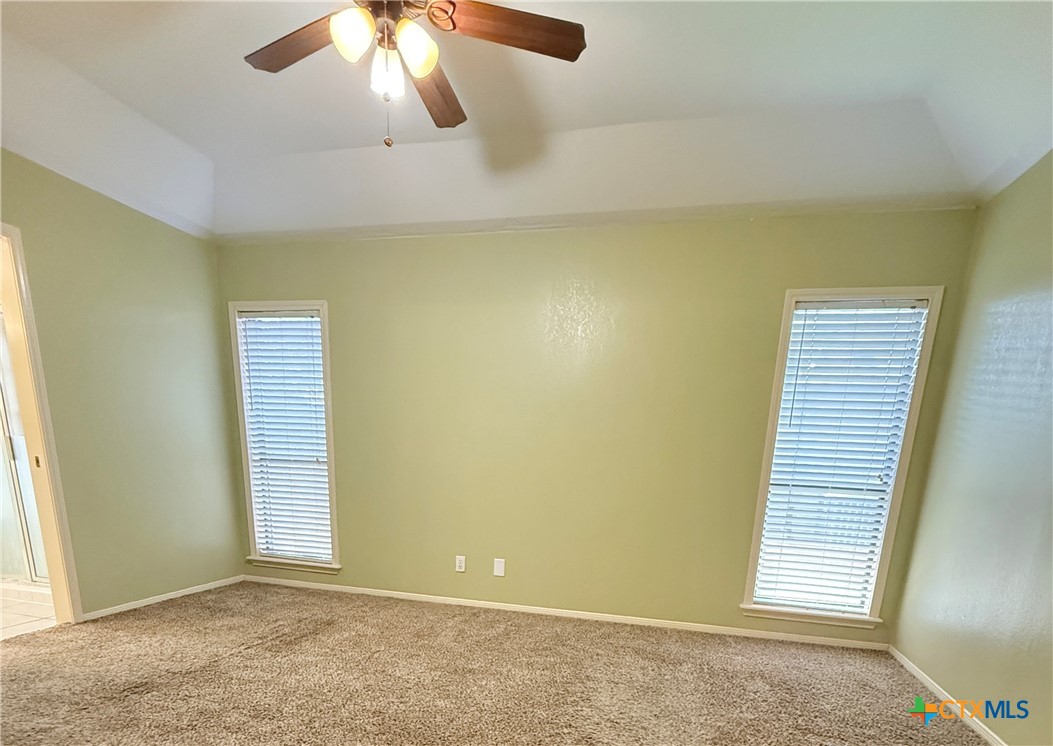 324 Spur Drive Property Photo 10