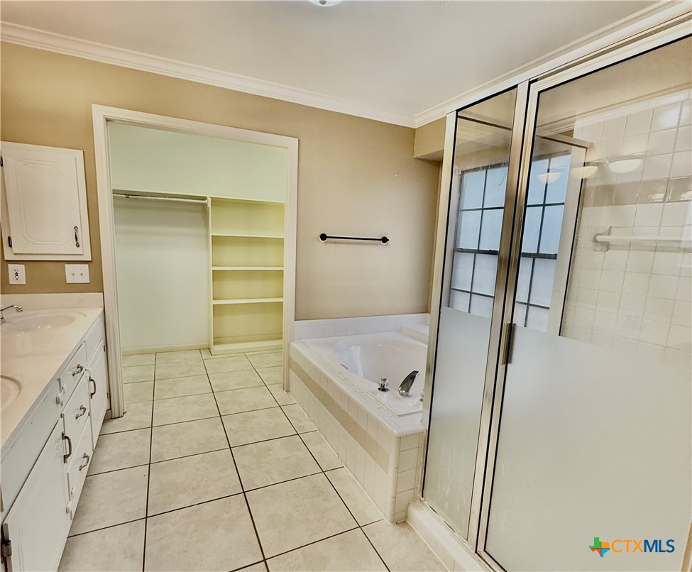 324 Spur Drive Property Photo 13