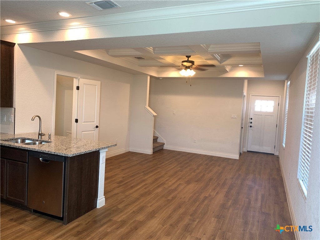 319 Untermaier Street Property Photo 5