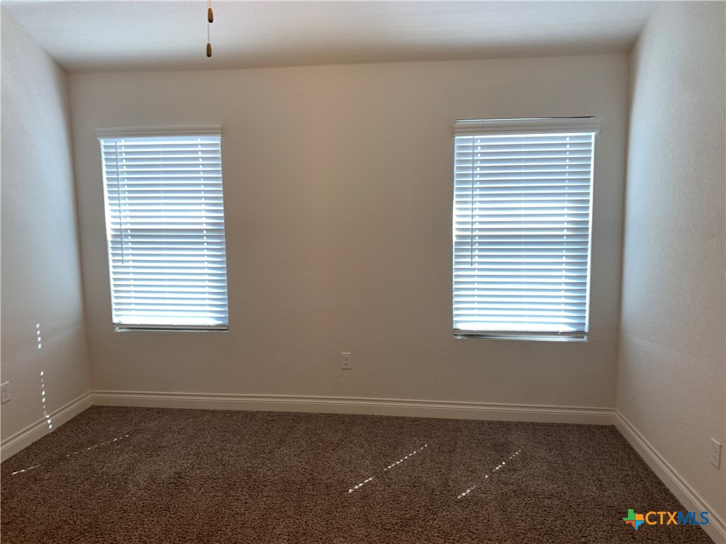 319 Untermaier Street Property Photo 8