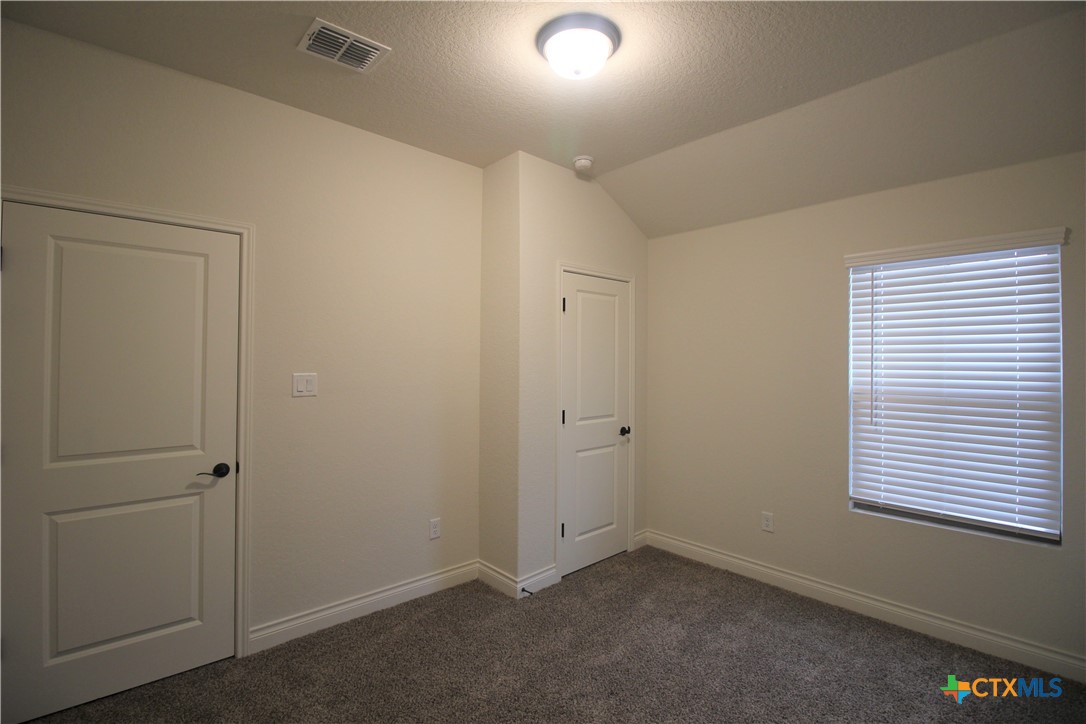 319 Untermaier Street Property Photo 11