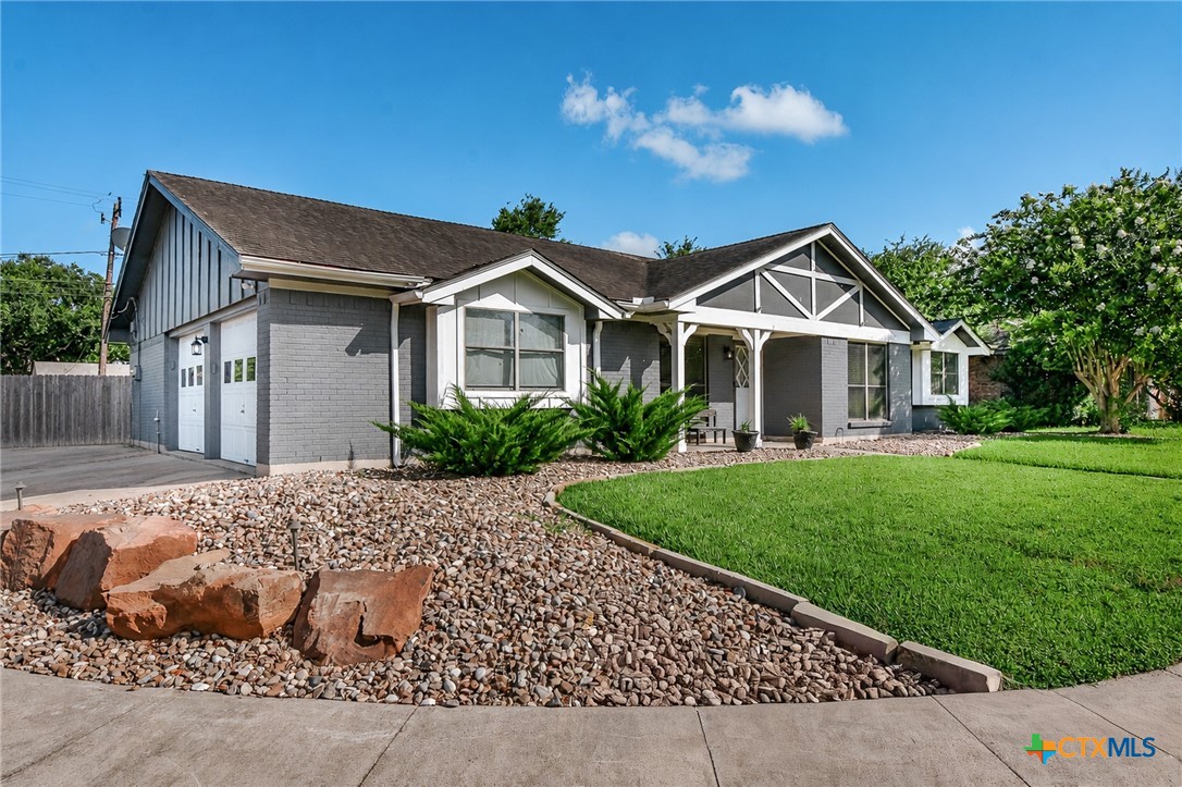 1407 Plantation Road Property Photo 3