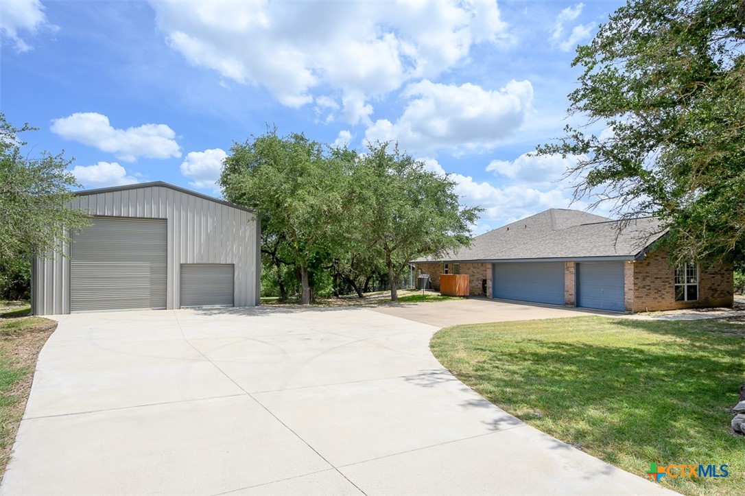 299 White Oak Drive Property Photo 1