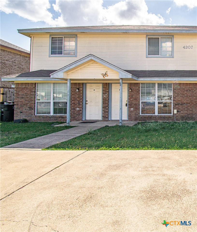 4207 Alan Kent Drive B Property Photo 1
