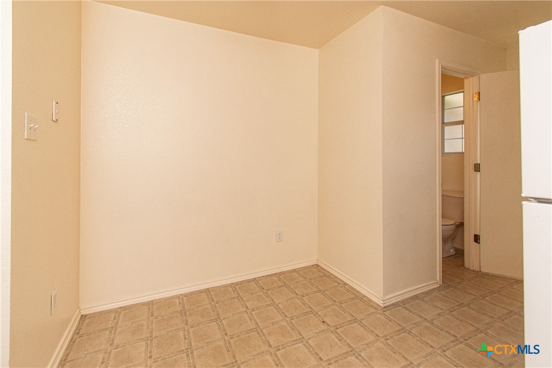 4207 Alan Kent Drive B Property Photo 6