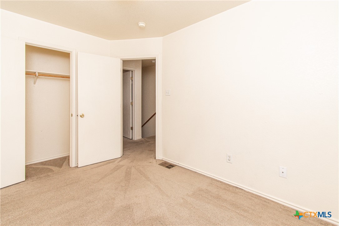 4207 Alan Kent Drive B Property Photo 14