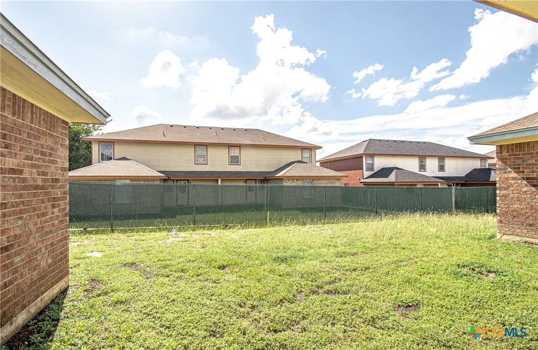 4207 Alan Kent Drive B Property Photo 15