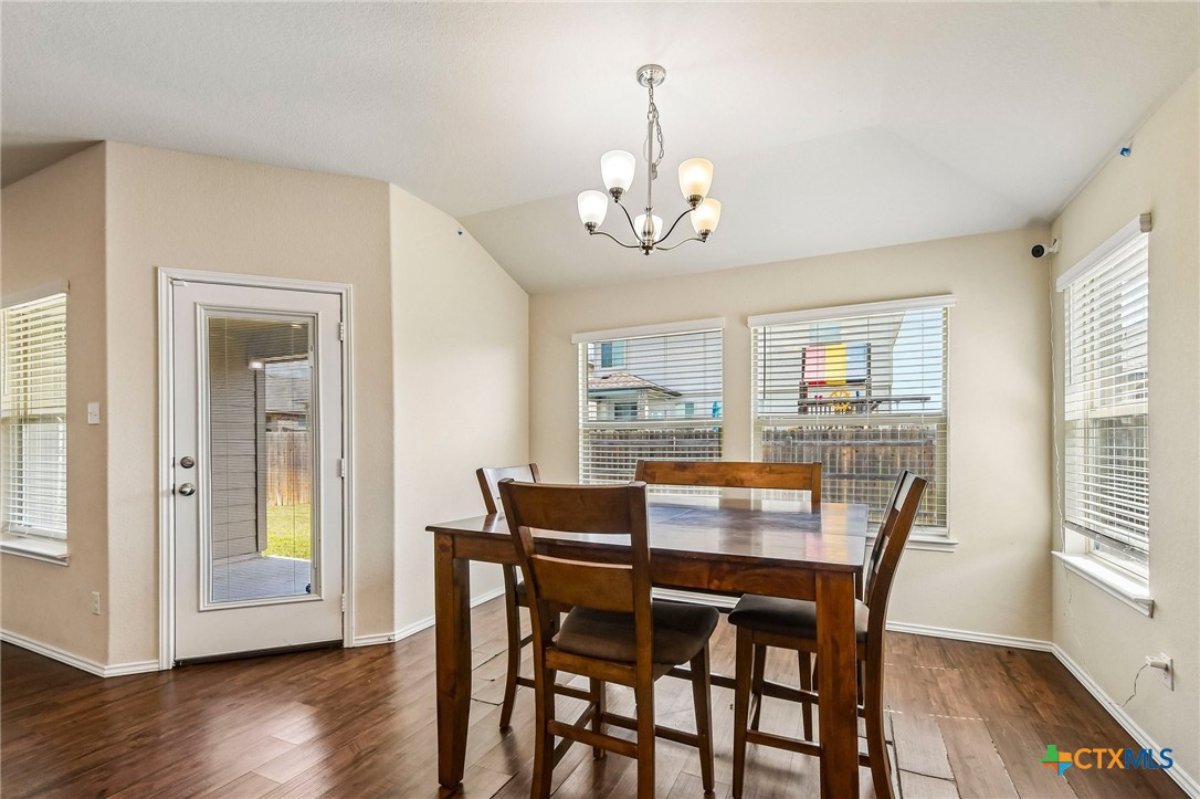 204 Bainbridge Drive Property Photo 14