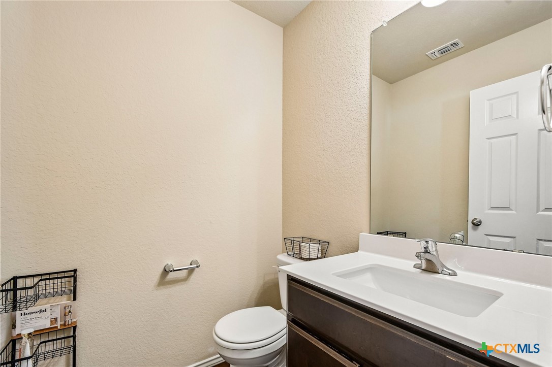 204 Bainbridge Drive Property Photo 22