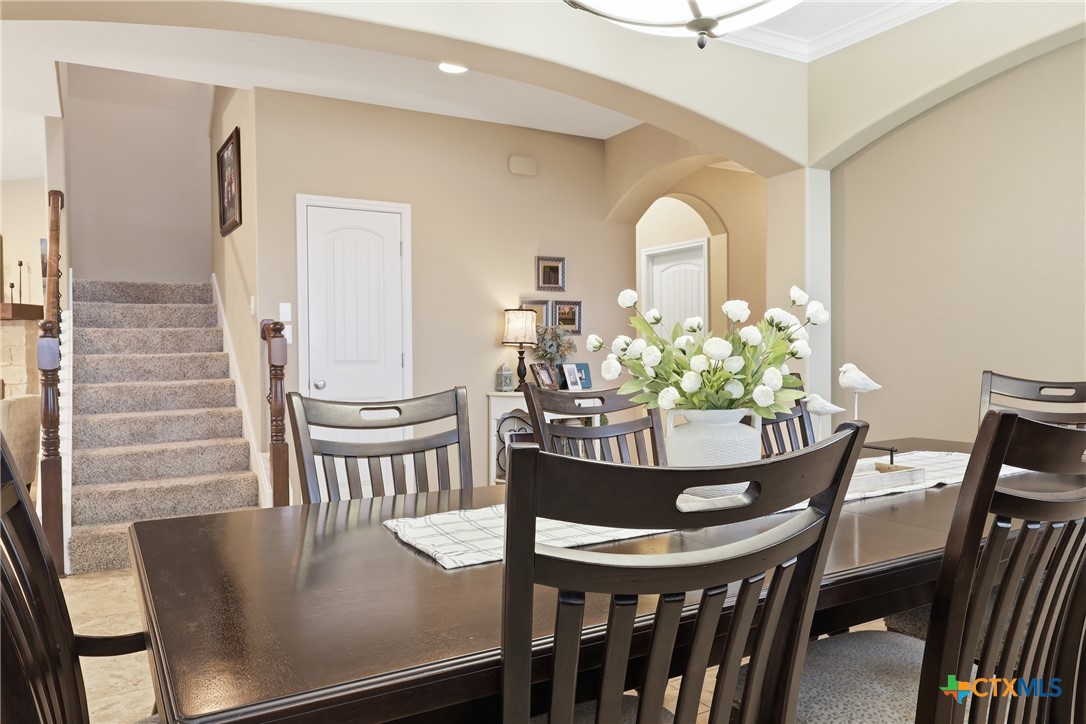 106 Sky Court Property Photo 7