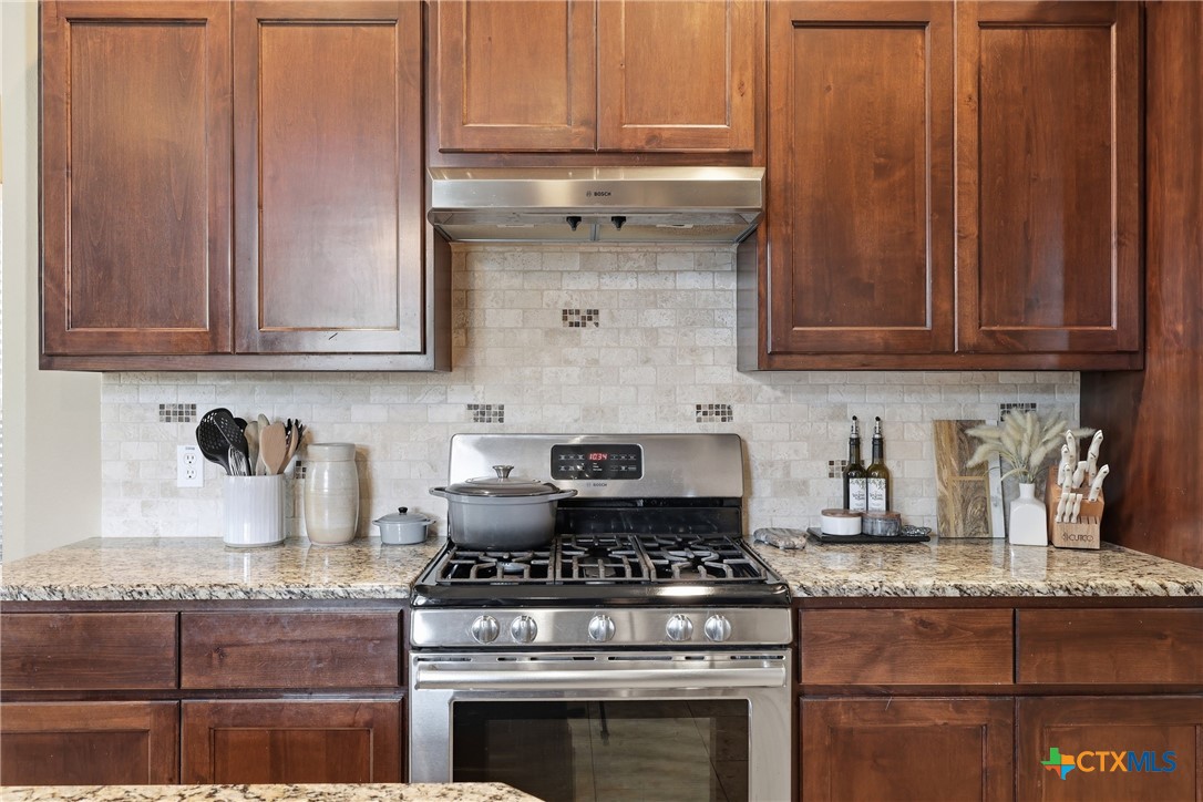 106 Sky Court Property Photo 10