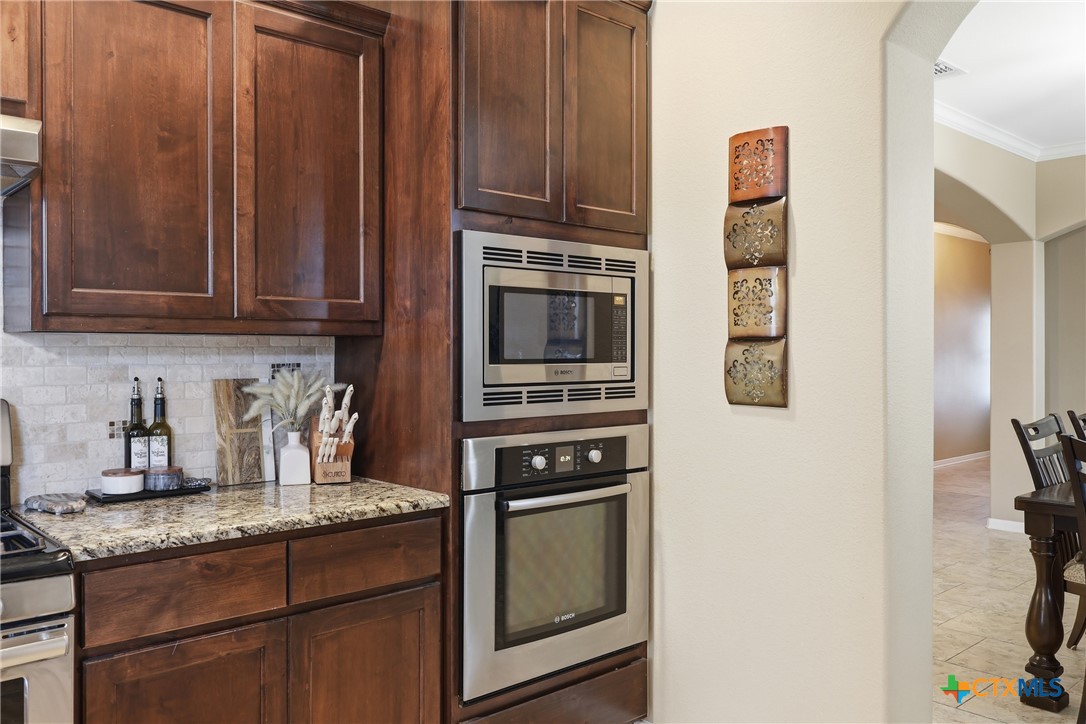 106 Sky Court Property Photo 11