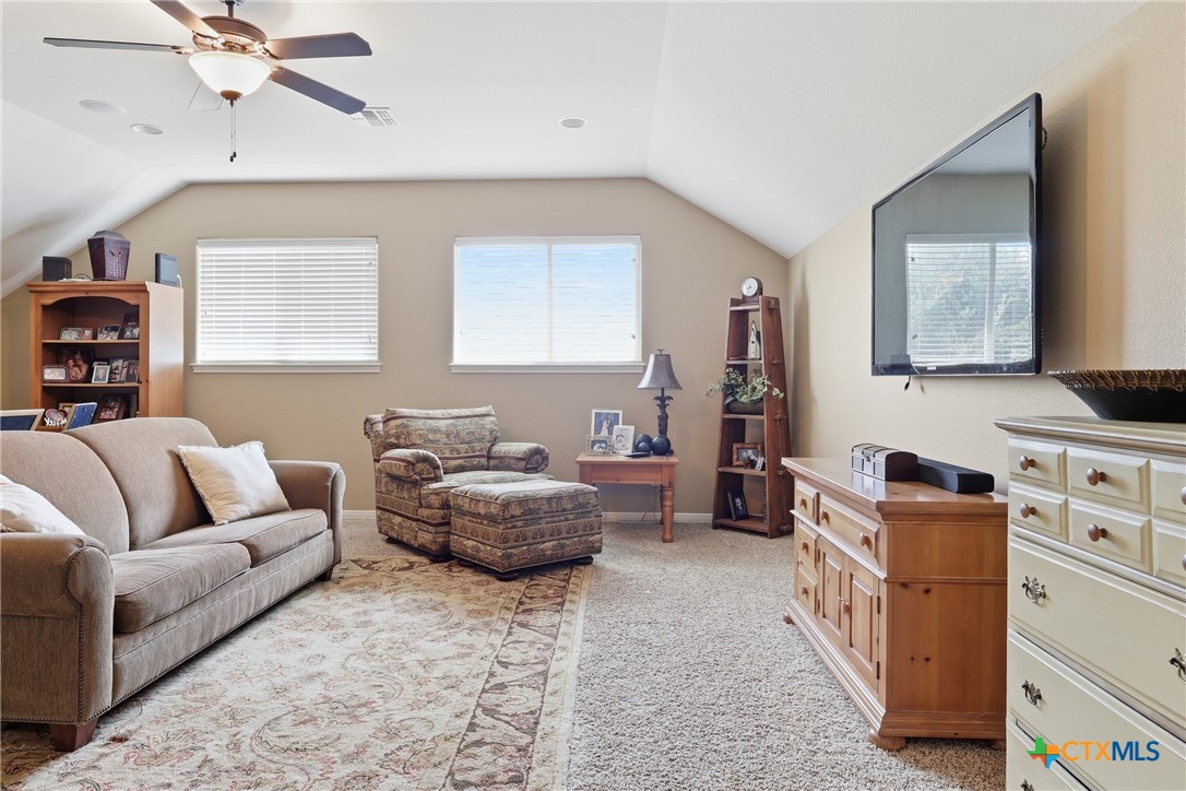 106 Sky Court Property Photo 29
