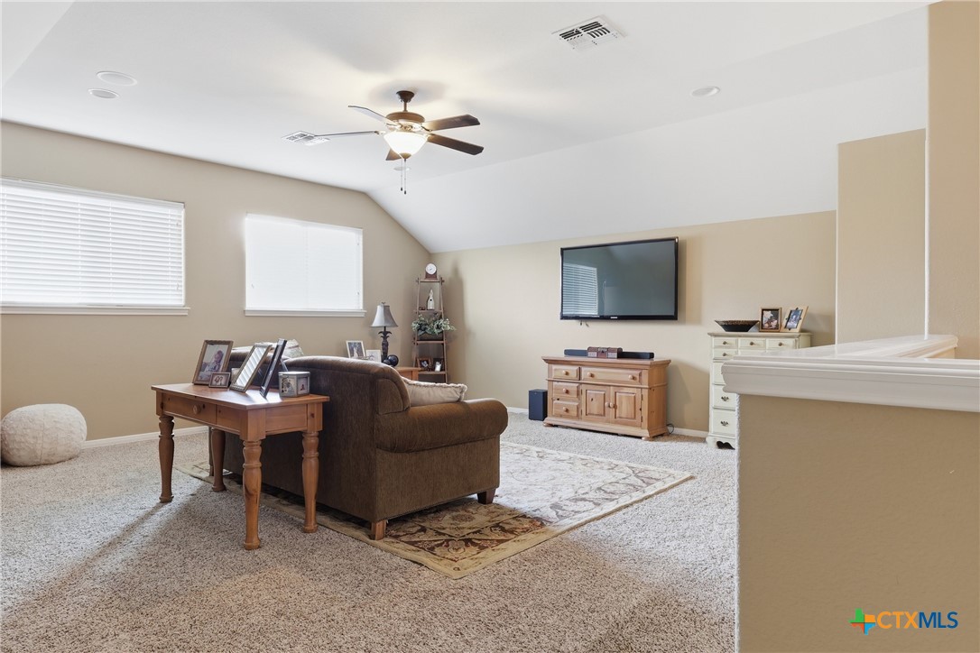 106 Sky Court Property Photo 30