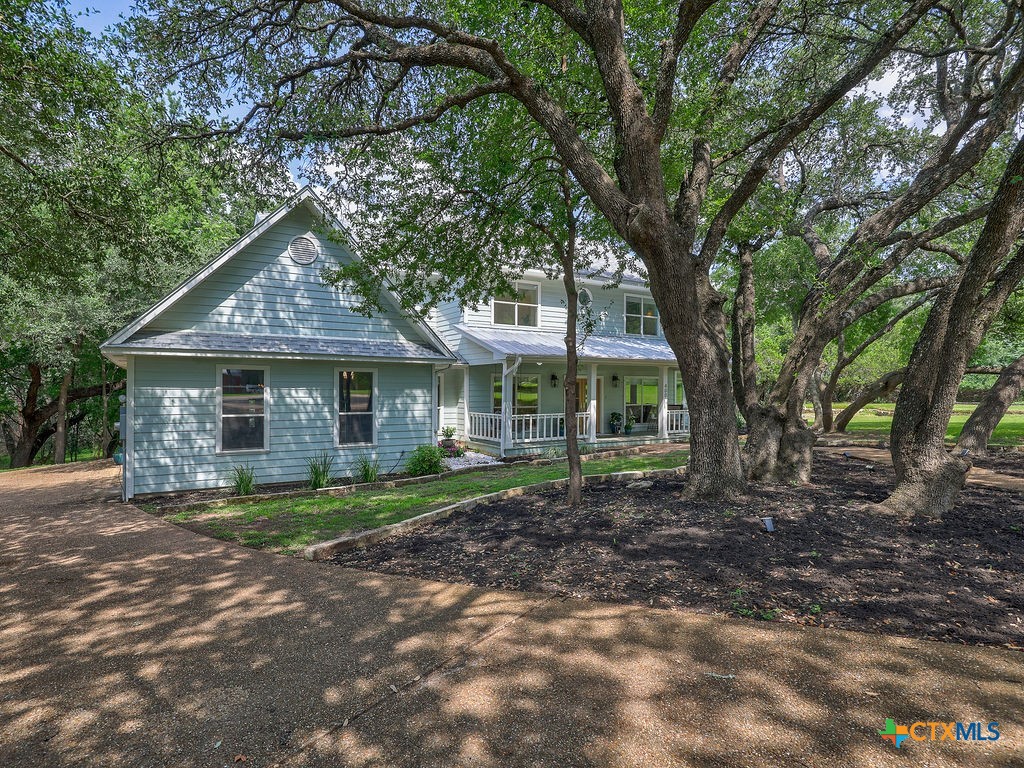400 Royal View Road Property Photo 2