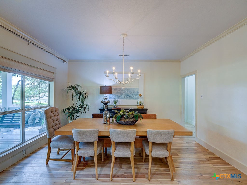 400 Royal View Road Property Photo 6