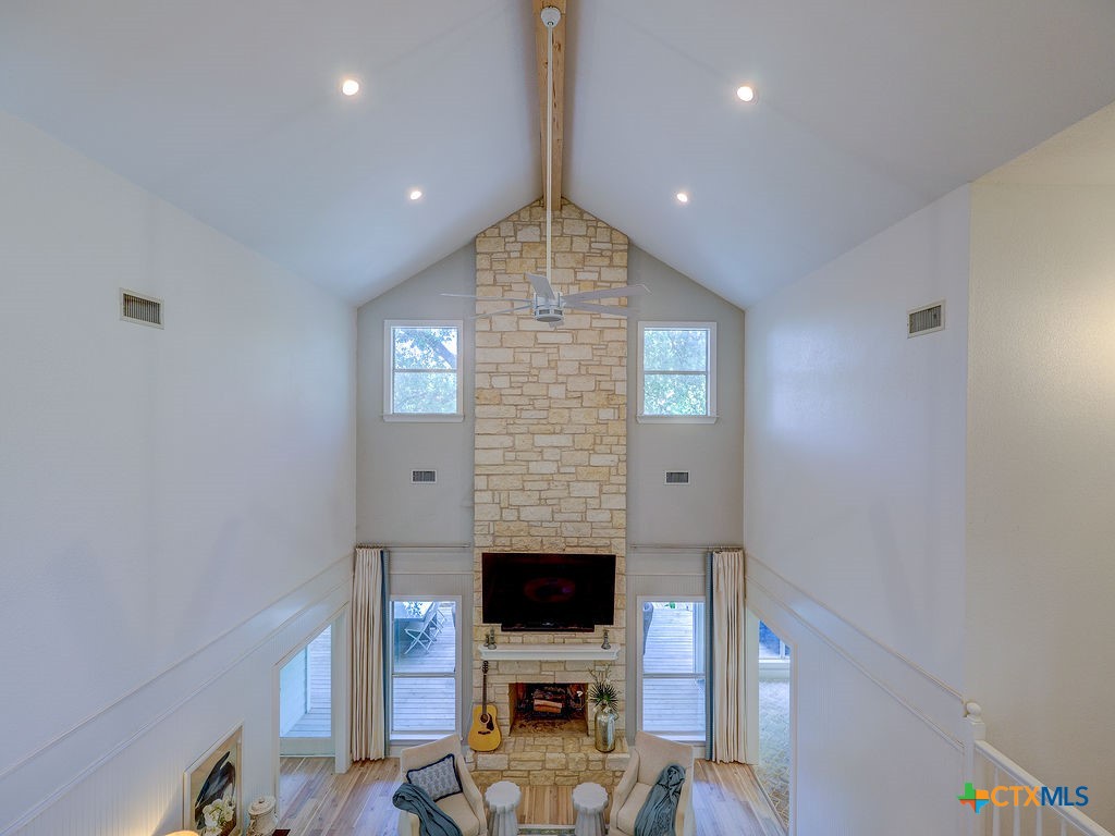 400 Royal View Road Property Photo 30