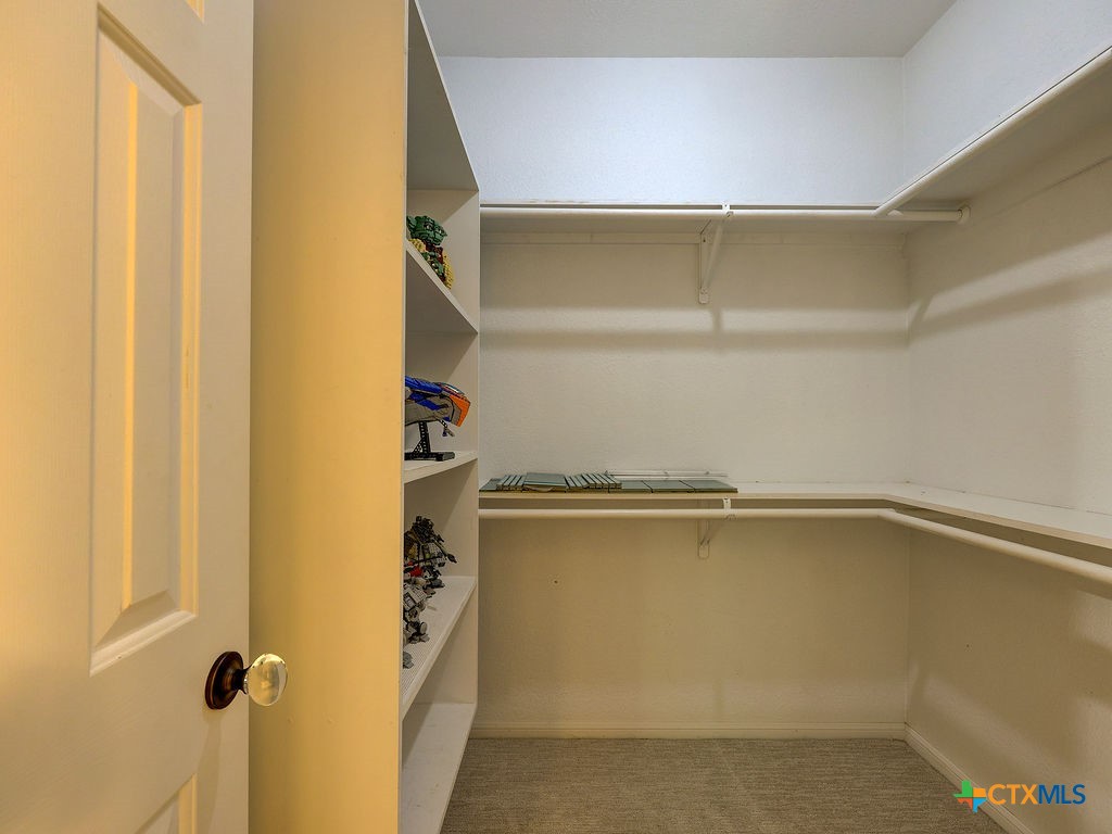 400 Royal View Road Property Photo 33