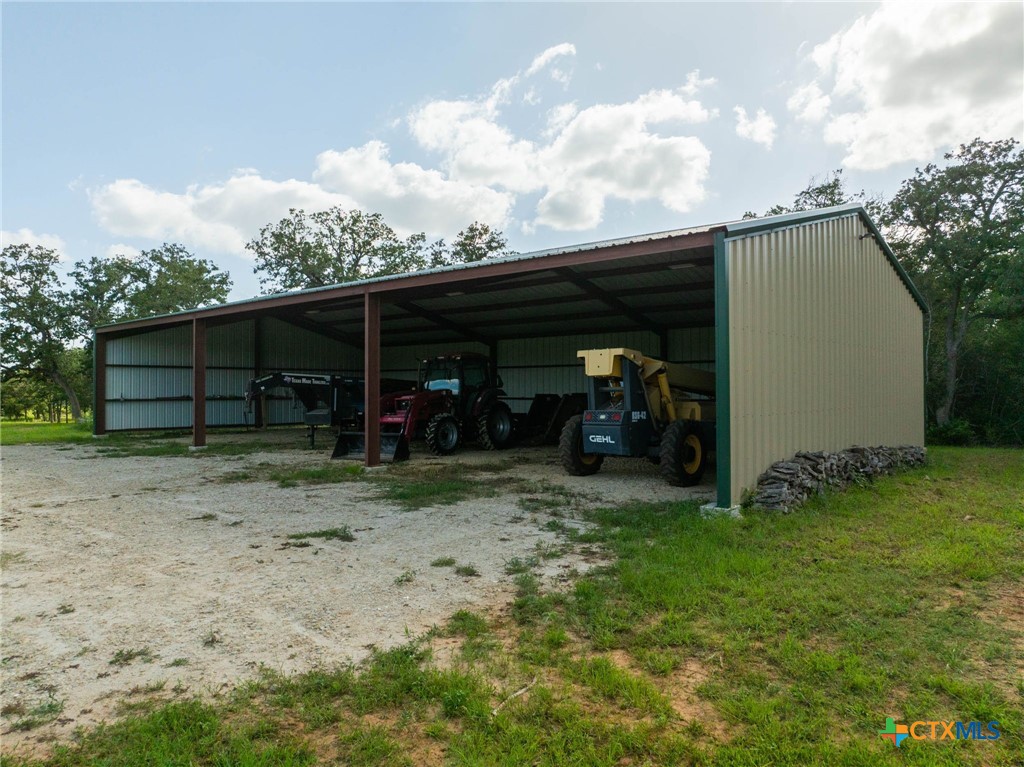 10488 Hwy 304 Property Photo 17