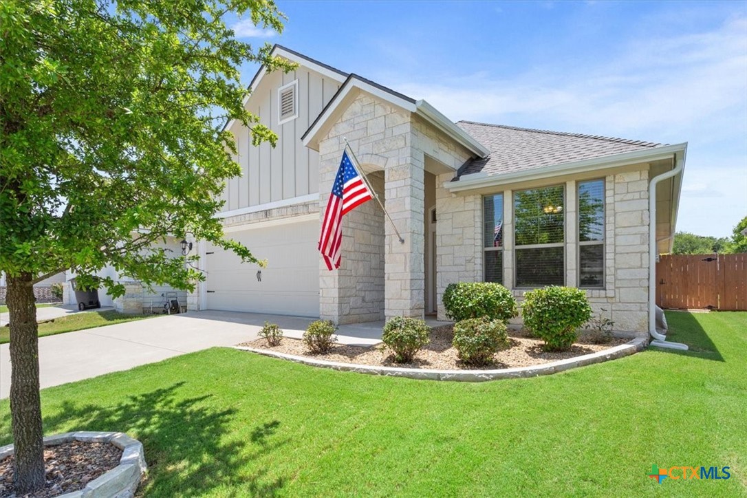 7511 Buffalo Grass Drive Property Photo 12