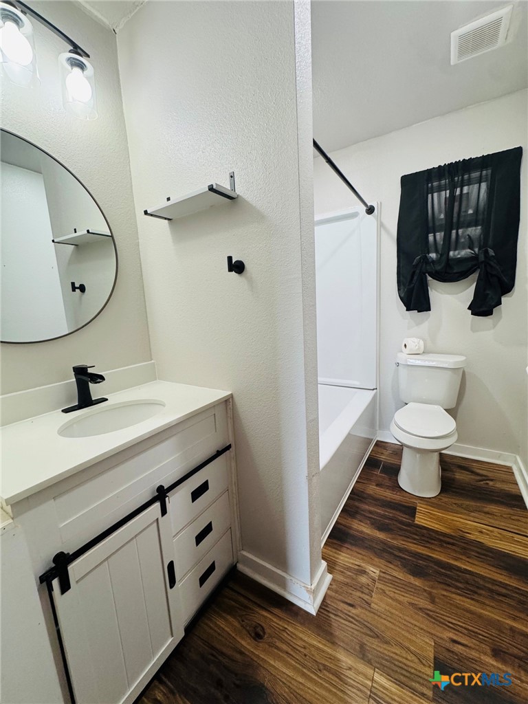 2402 Oak Drive Property Photo 11