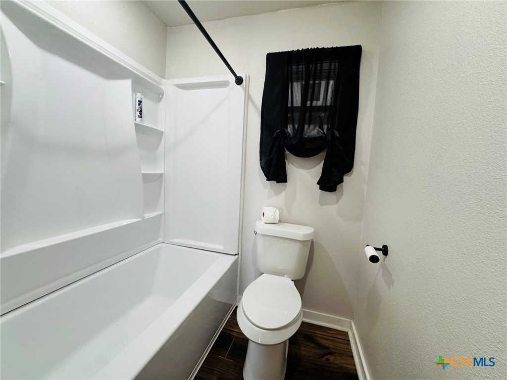 2402 Oak Drive Property Photo 12