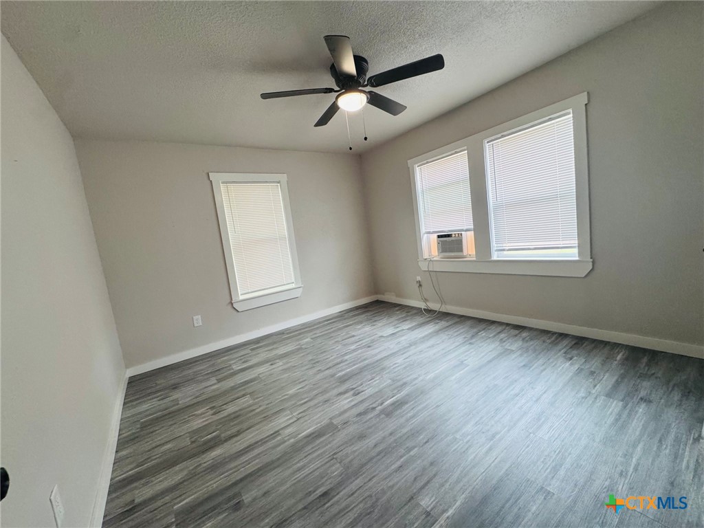 2402 Oak Drive Property Photo 14