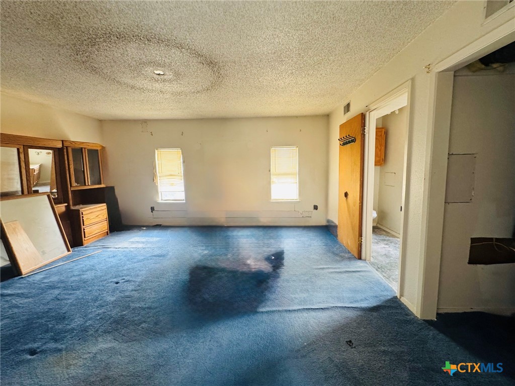 2402 Oak Drive Property Photo 22