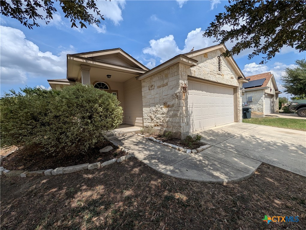 789 Great Oaks Drive Property Photo 1