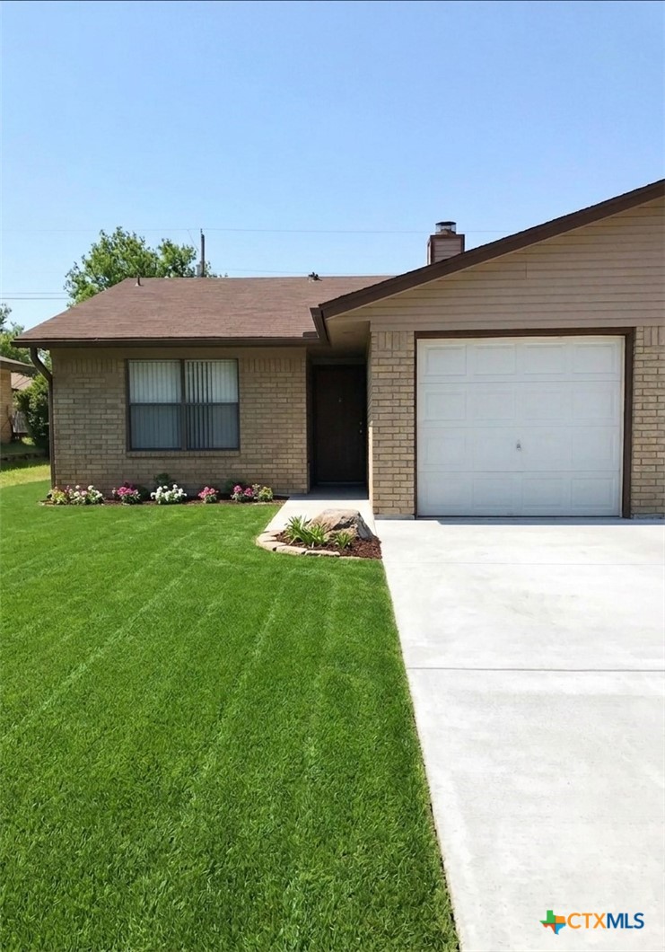 204 W Jason Drive B Property Photo 1