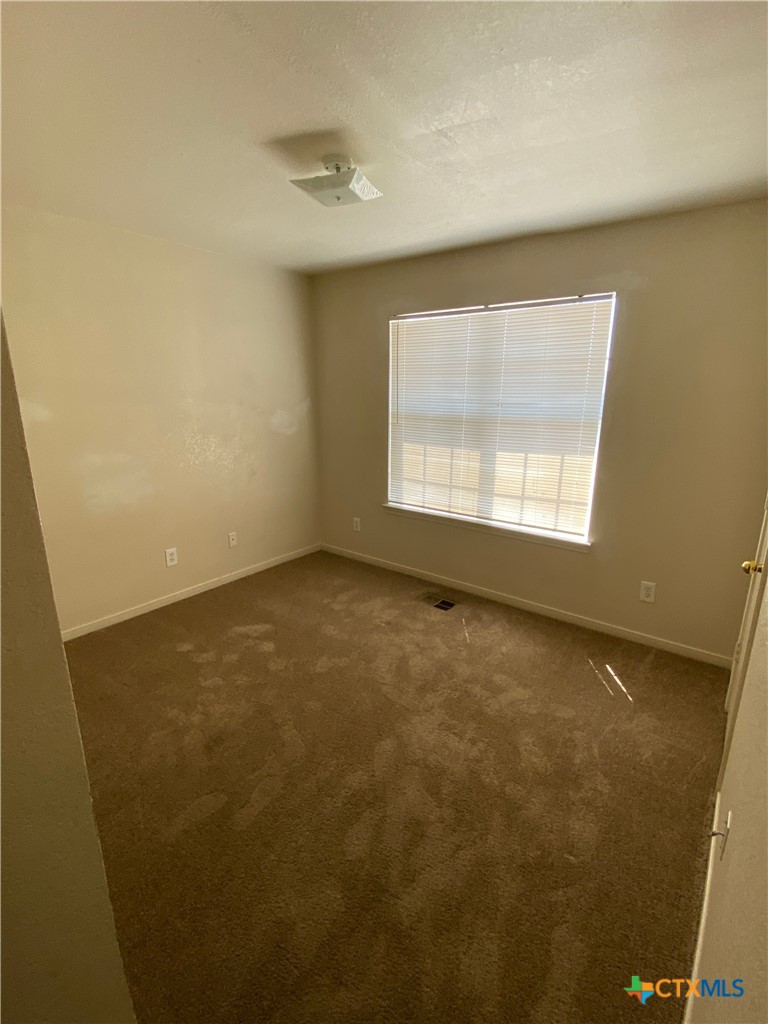 3202 Hereford Lane B Property Photo 5