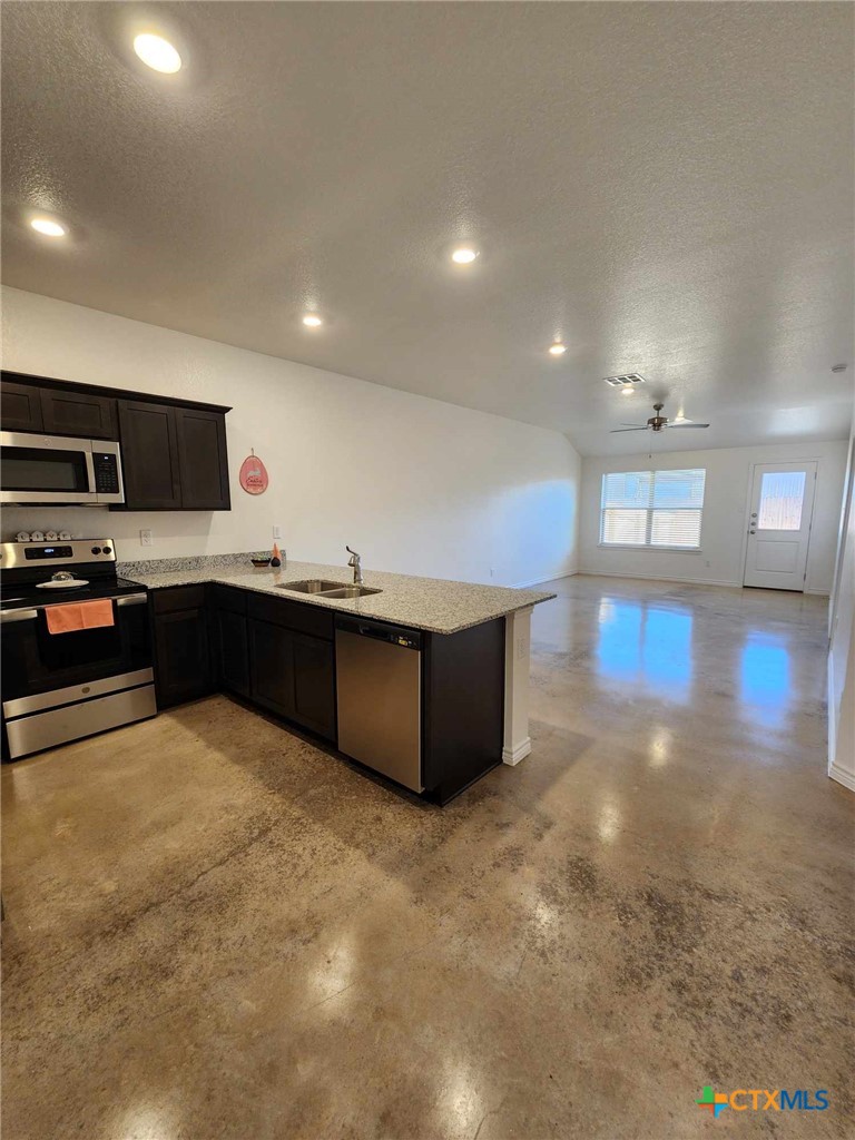 1305 Concord Drive A & B Property Photo 7