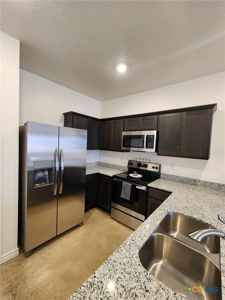 1305 Concord Drive A & B Property Photo 16