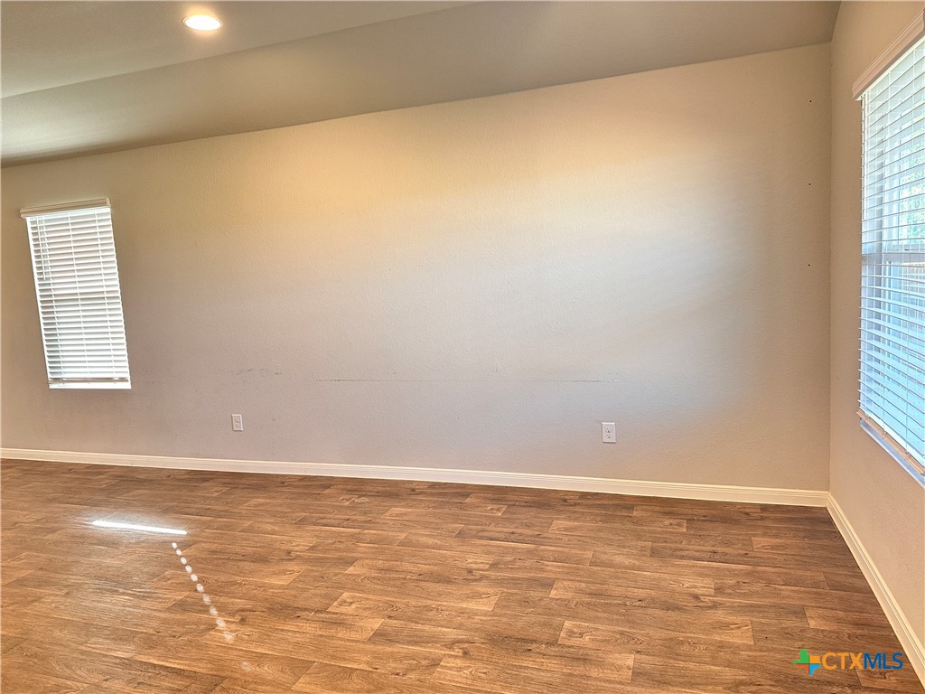 304 Fall Aster Drive Property Photo 10