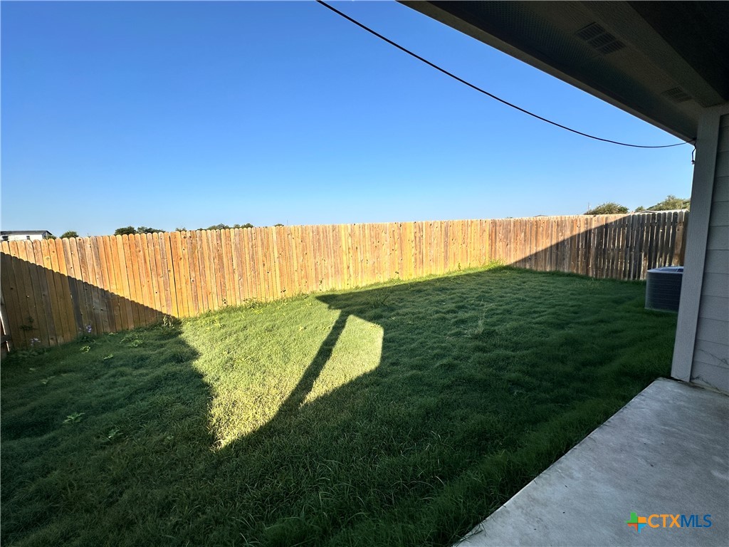 304 Fall Aster Drive Property Photo 11