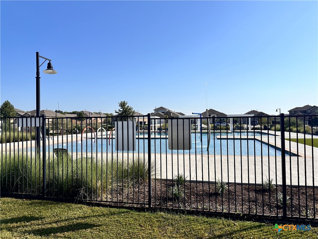 304 Fall Aster Drive Property Photo 23