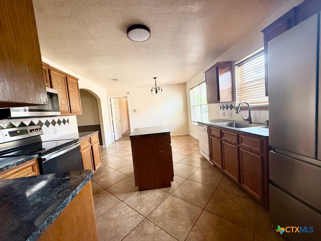 4006 Frigate Drive Property Photo 11
