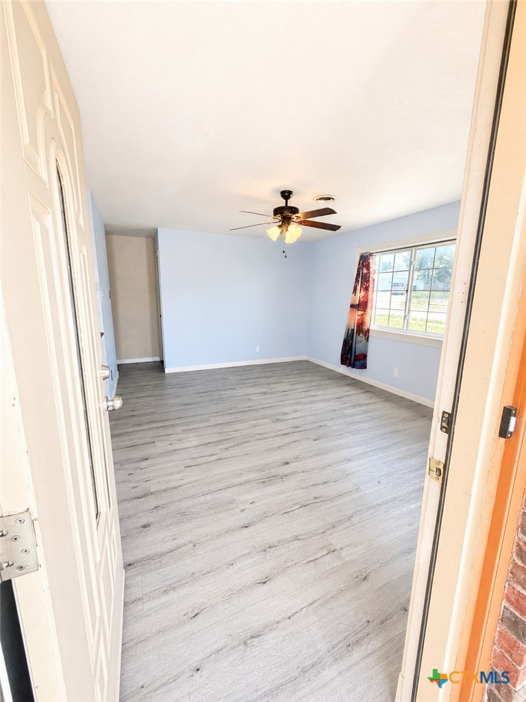 1305 Elia Street Property Photo 7