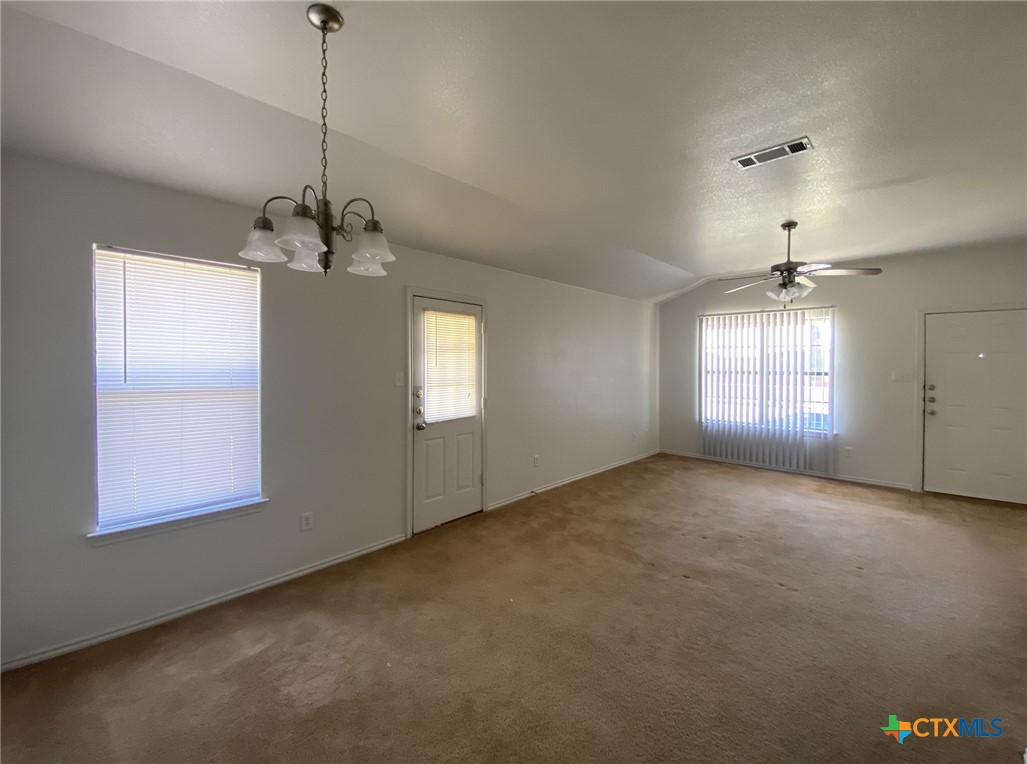 2802 Ashley Drive 2802 Property Photo 2