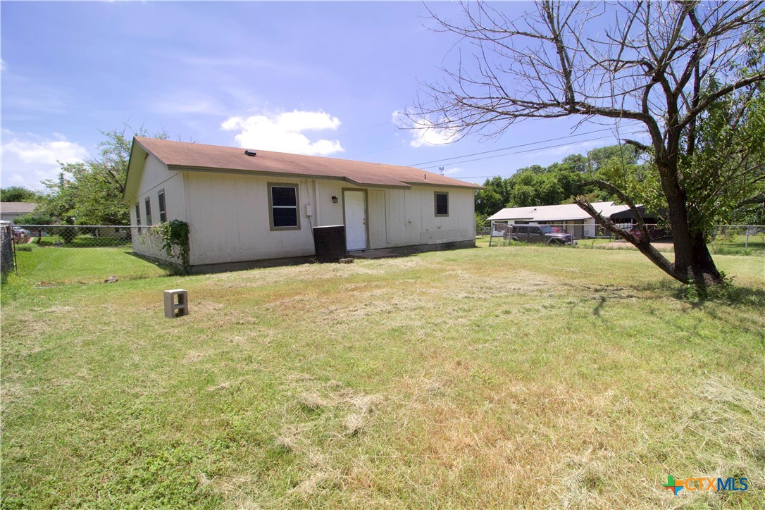 802 E Irvin Avenue Property Photo 17