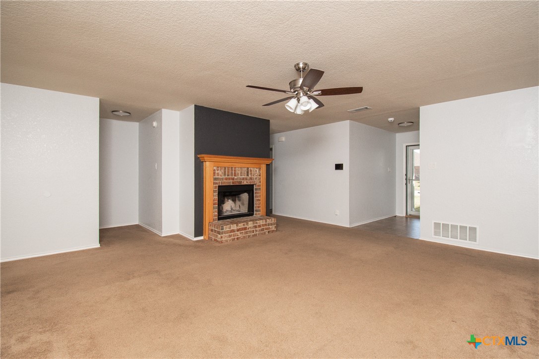 3309 Lorena Drive Property Photo 4