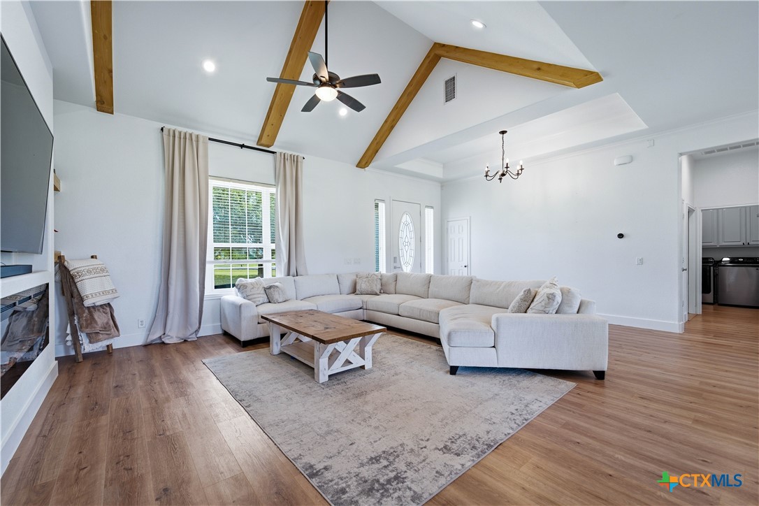 19011 Saint Raguel Road Property Photo 4