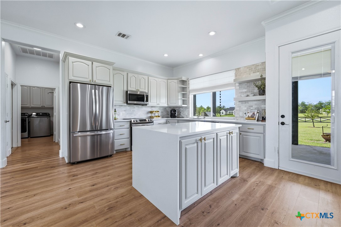 19011 Saint Raguel Road Property Photo 6