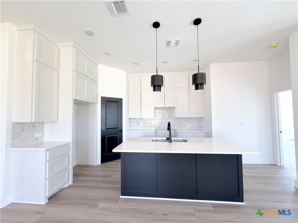 1201 Rylee Lane Property Photo 6
