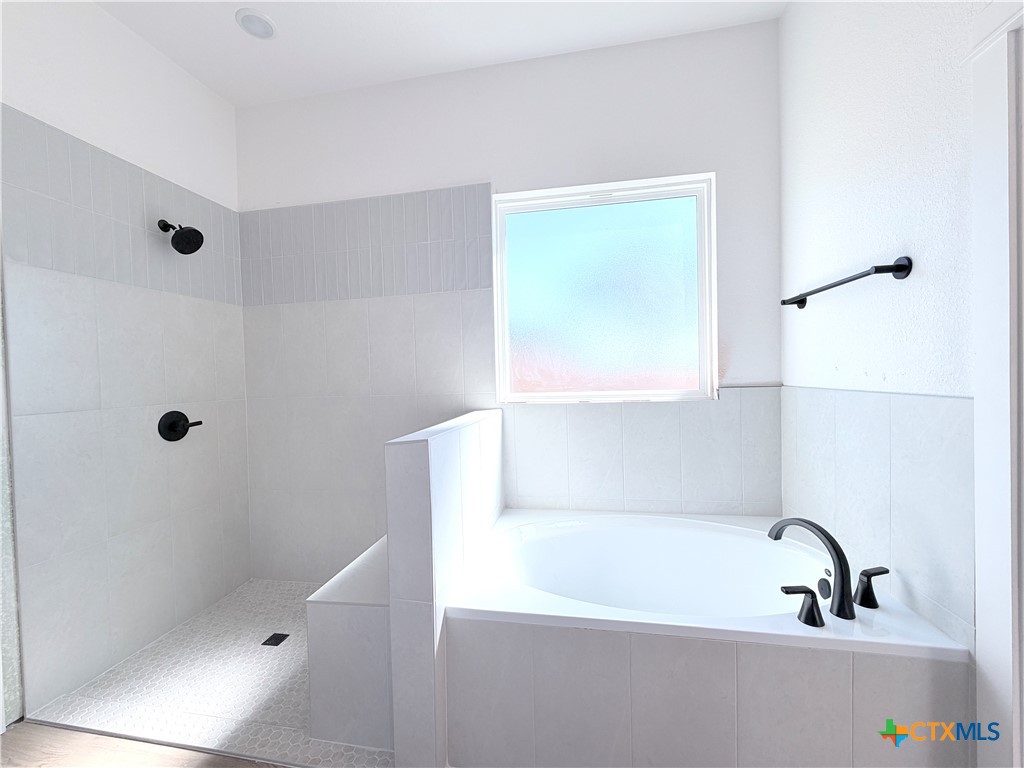 1201 Rylee Lane Property Photo 12
