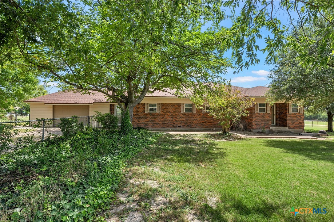 204 Christopher Drive Property Photo 5