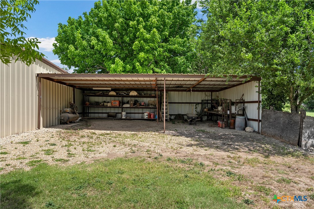 204 Christopher Drive Property Photo 25